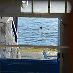 Captain's Boathouse, Holiday home Klima (Milos)