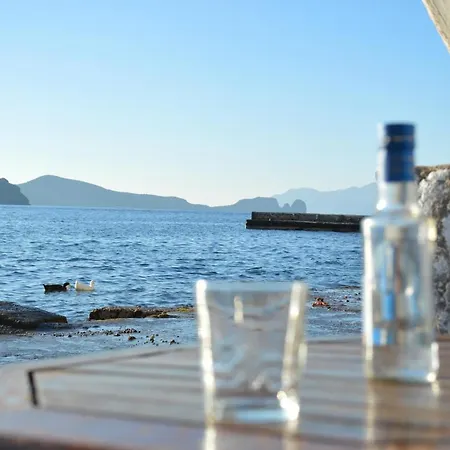 Captain's Boathouse, Klima Holiday home *