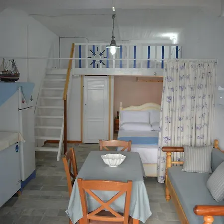 Captain's Boathouse, *