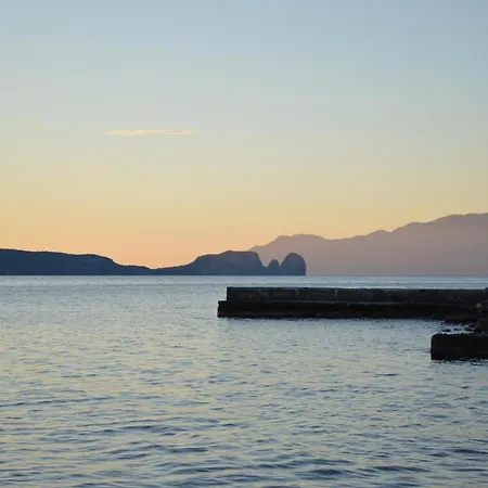 Captain's Boathouse, *