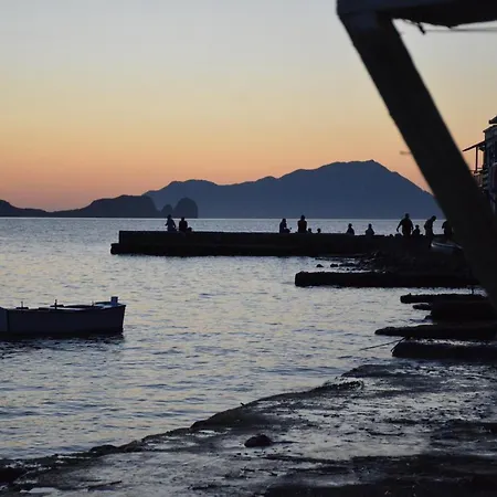 Tatil Evi Captain's Boathouse, *