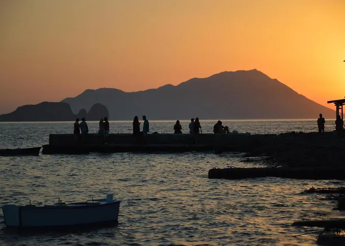 Holiday home Captain's Boathouse, Klima (Milos)