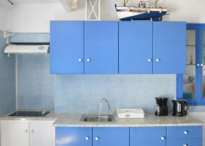 Holiday home Captain's Boathouse, Klima (Milos)